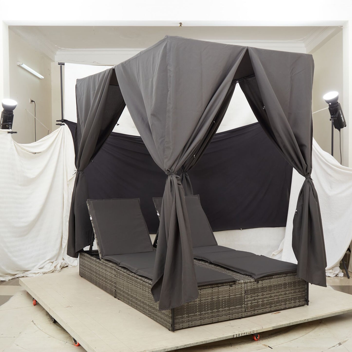 Outdoor Beds Grey and dark grey Poly rattan, metal Large Foldable